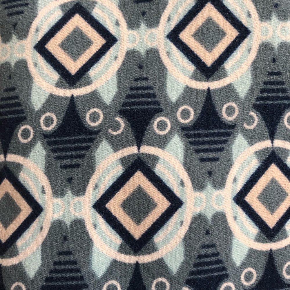 TC LuLaRoe Leggings (Excellent Condition)